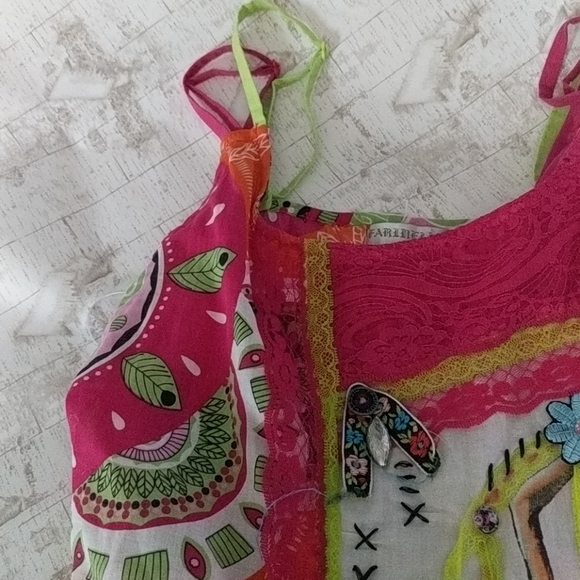 Fun sundress - Picture 3 of 4